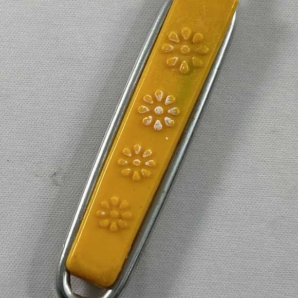 Vintage 70s Travco Stainless Steel Cheese Grater Zester Shredder Hand Held - Picture 4 of 8